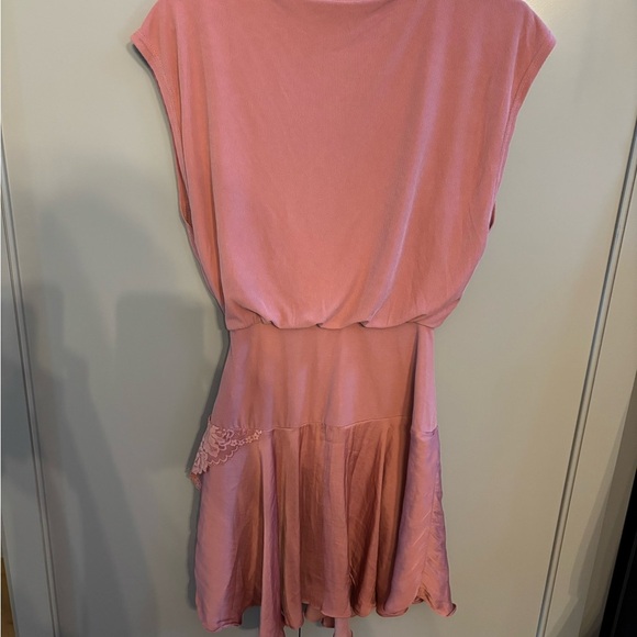 Free People Jazzy Cap Sleeve Lace Trim Mini T-Dress Rose Smoke Womens Size xs - Picture 5 of 5